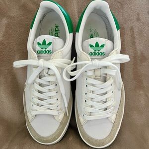 Adidas Rod Laver Super Shoes White/ Fairway Green Size 9